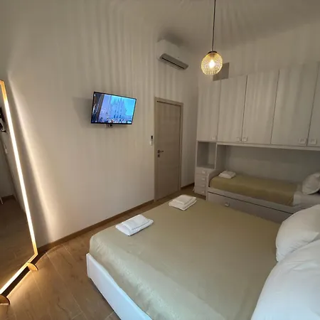 Rin Collection - 2br 2ba - 5 Min Walk To Metro & Train Apartamento Milão